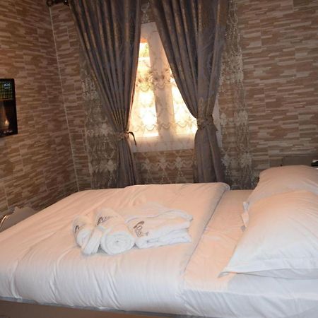 Ghazalle Oasis Hotel Gb El Biar ภายนอก รูปภาพ