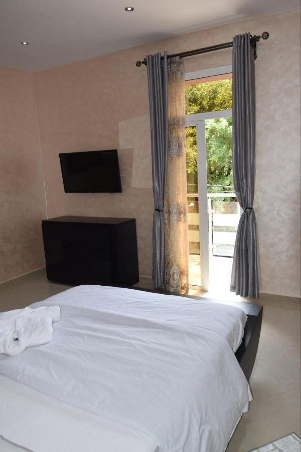 Ghazalle Oasis Hotel Gb El Biar ภายนอก รูปภาพ