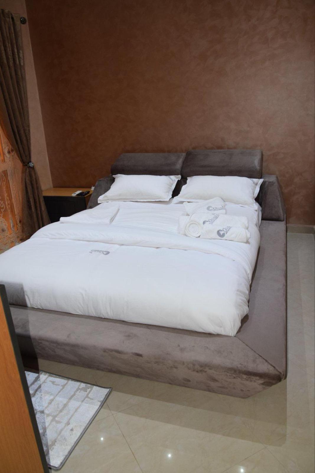 Ghazalle Oasis Hotel Gb El Biar ภายนอก รูปภาพ